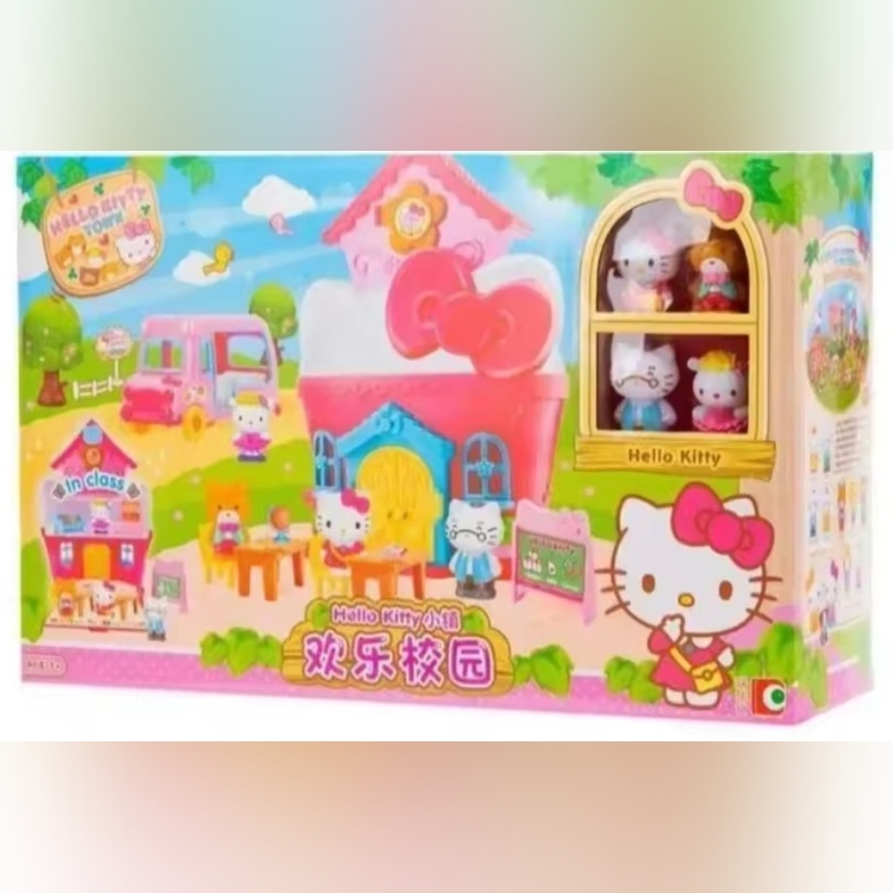 EXCLUSIVE - Hello Kitty Officially Licensed Happy Campus Playset - Picture 3 of 14